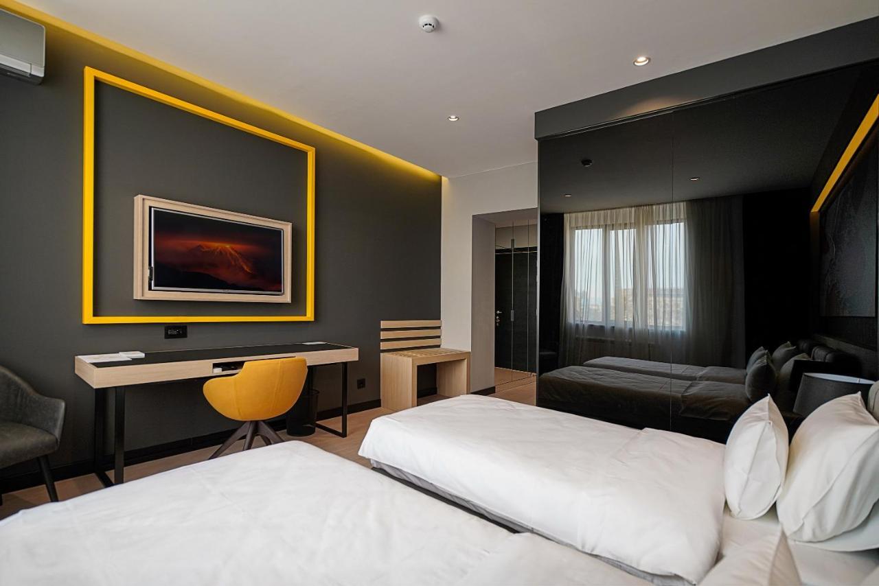 Maccani Black Luxury Suites Belgrad Exterior foto